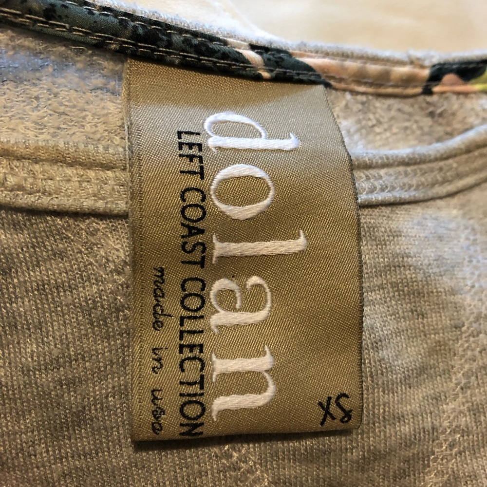 Dolan left coast gray long sleeve pullover XS - Picture 3 of 4